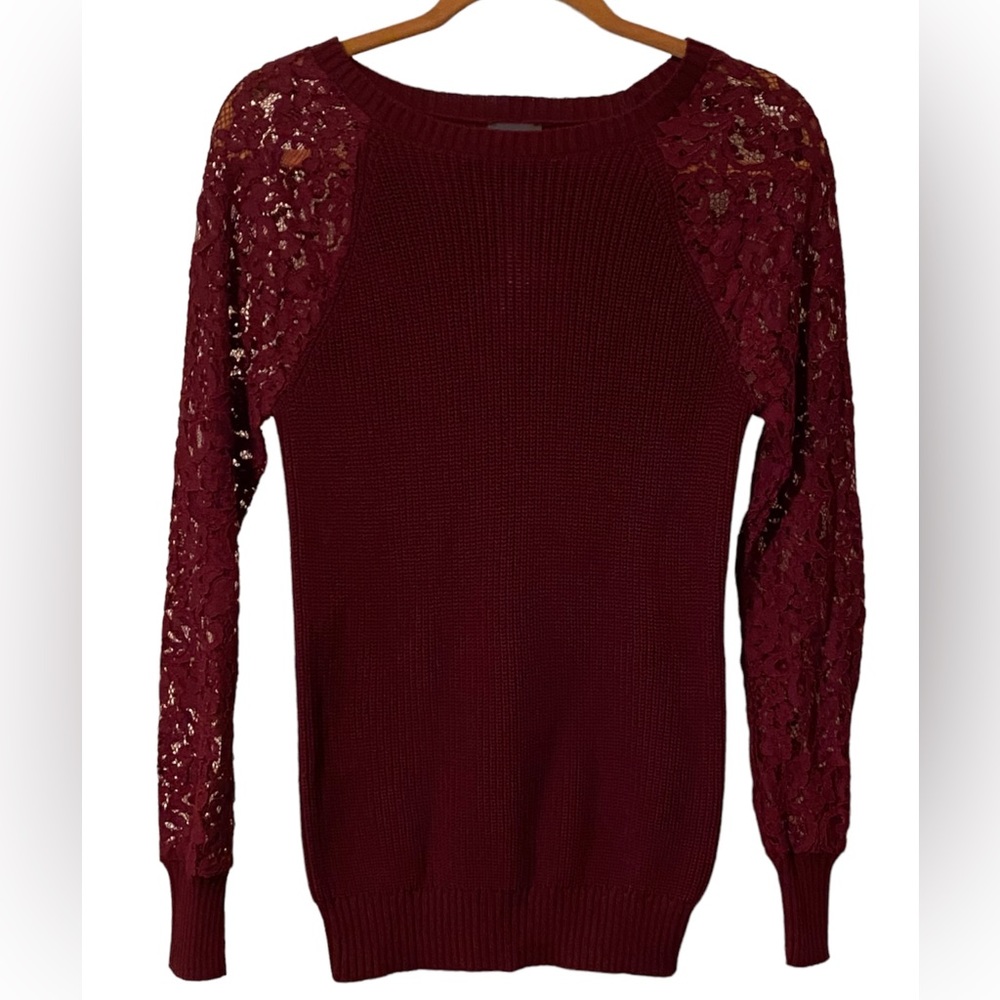 Market & Spruce lace sleeve sweater, size small